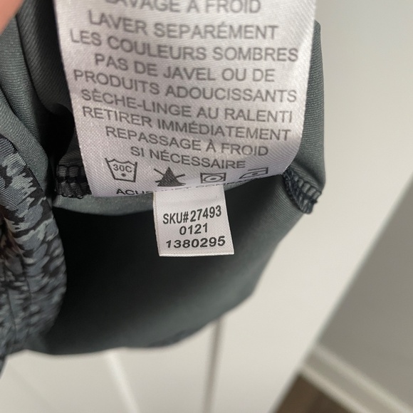 FootJoy Women's Polo Grey Black Print Embroidered Logo HCC Size Small - Picture 7 of 7